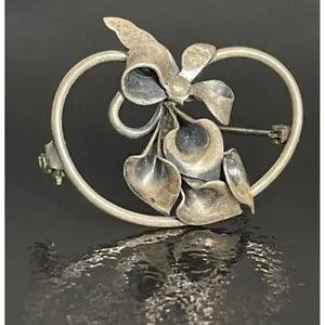 JEWELART 925 STERLING SILVER BOW AND CALLA LILY BROOCH SKY