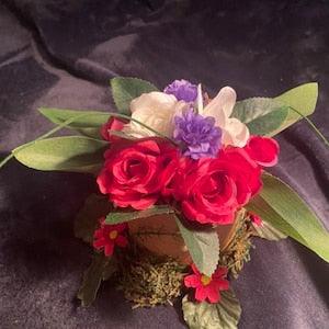 Small flower bouquet decor