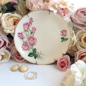 Vintage ROSE BOUQUET 22 Karat Gold Edge Decorative Beige Porcelain Plate, Floral Wall Hanging Ceramic Plate, Classy Decorative Plate