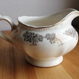 Creamer or sauce boat British Empire Ware - Guaranteed 22 k gold - z Marigold