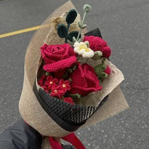 Finished Crochet Rose Bouquet, Crochet Flowers Bouquet, red rose flower bouquet,  A bunch of Anniversary bouquet for her