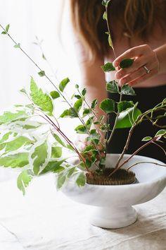 9 Flower Arranging Tips from a Floral Designer Pro Flower Delivery