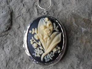 (LOCKET) LILY OF THE VALLEY SILVER PLATED LOCKET (CREAM ON BLACK) -- wedding