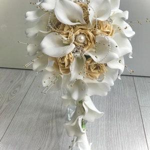 Bride gold and white artificial calla lily teardrop bouquet real touch calla lilies foam roses pearls diamante brooches wedding flowers