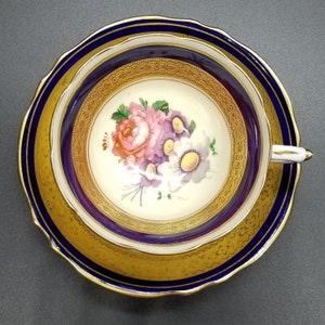 Paragon heavy gold border, cabbage rose floral bouquet, double warrant, made in England