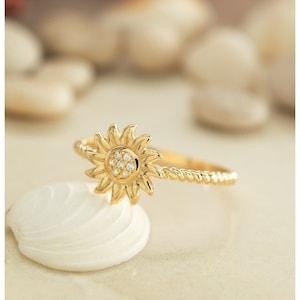 14K Solid Gold Sunflower Ring 925 Sterling Silver Floral Design, Dainty Jewelry for Women, Beautiful Flower Ring, Valentines Day Gift