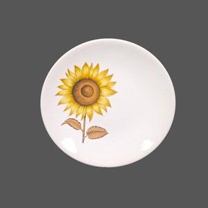 Retro flower power English Ironstone Pottery Sunflower luncheon plate made in England.