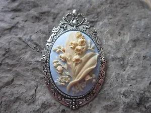 2 IN 1 - LILY OF THE VALLEY CAMEO BROOCH - CREAM/BLUE - PIN - PENDANT