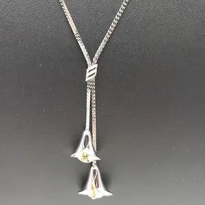 Vintage Avon Lily Lariat Necklace Flowers Silver Gold Chain Two Tone 24.5"  1978