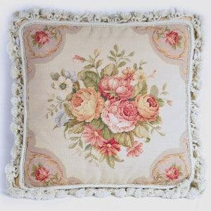 Unused Vintage Wool Petit Point Cushion Cover | Throw Pillow Cover | Floral Rose Bouquet Accent Pillow Case | Needlepoint Cushion 16x16