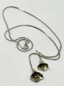 Vintage Avon Calla Lilies Necklace Flower Silver Tone