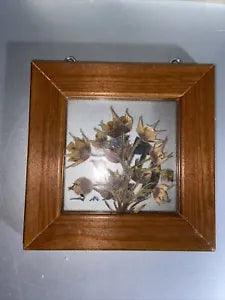 SMALL DRIED FLOWER PICTURE SIGNED