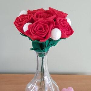 Felt Rose Bouquets in Red or White, gift for her, gift for mum, home decor, floral arrangement