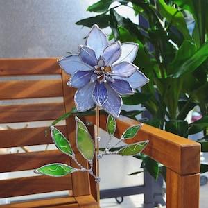 Stained glass Lily flower Suncatcher 3D, Table plant cactus decor, Home Garden stake, Mother??s Day gift, Outdoor and gardening decor