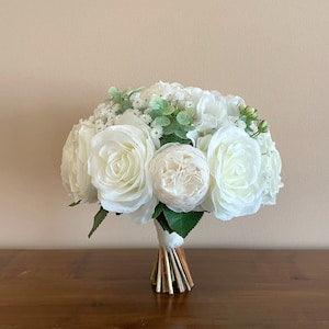 Ivory white Rose bouquet, Wedding bouquet, bridal bouquet, bridesmaids bouquet, Ivory wedding accessories,New Bouquet,corsage, boutonhole