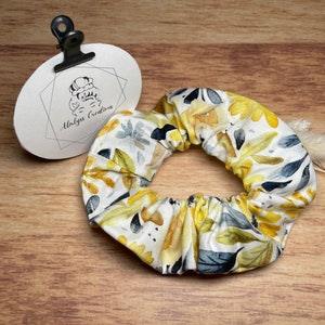 Yellow Daisy Scrunchie | Floral Gift Ideas | Hair Accessories | Hair Ties | Scrunchies | Handmade in Ontario