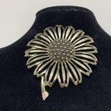 Avon sunflower brooch gold tone 3 inches x 2.5 inches