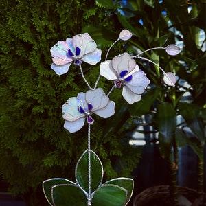 Stained glass flower Orchid White Butterfly XL Iridescent ??? Suncatcher  3D, plant, Wedding Christmas Gift  Outdoor and gardening decor