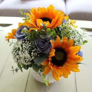 Sunflower & Rose Flower Arrangements in White Pot ?C Decorative Arrangement for Table in Home ?C Home D??cor for Living Room or Bedroom Table