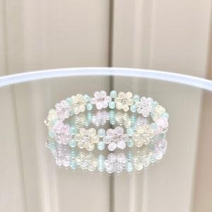 Beaded Flower Bracelet | Seed Bead Daisy | Friendship, Tiktok, Cute, Elevated, Elegant, Floral, Present, Aesthetic, Stretchy, Pretty, Summer