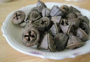 EUCALYPTUS FRESH LIGHTLY FRAGRANT BELL SHAPED POD 500 gm dried