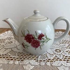 4 Cup Teapot Carnations Gold Trim January Birth Month Flower Mother??s Day