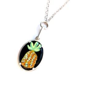 Collector PINEAPLE murine pendant coin mosaic