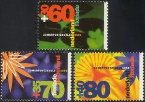 Netherlands 1992 Health & Welfare Funds/Lilies/Flowers/Plants/Nature 3v set s850
