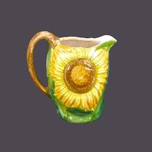 Ceramiche di Bassano hand-painted, high-relief sunflower iced-tea, lemonade, kool-aid pitcher made in Italy.