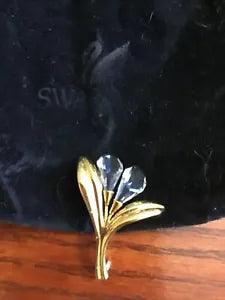 Vintage Swan Signed Swarovski Crystal Flower Gold Plated Calla Lily Brooch Pin