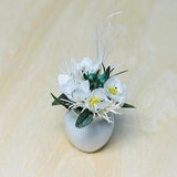 Miniature Christmas White Bouquet Dollhouse 1:12 scale