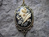 LILY OF THE VALLEY ANTIQUED GOLD PLATED NECKLACE - UNIQUE - FLORAL - COLORS, BK