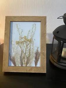 dried flowers in frame