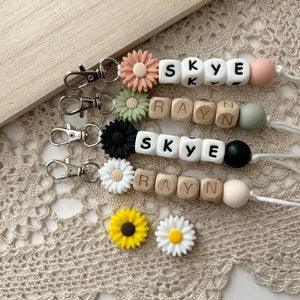 keychain | custom keychain | bag tag | personalized | personalized keychain | floral | sunflower | daisy | custom | silicone keychain | gift
