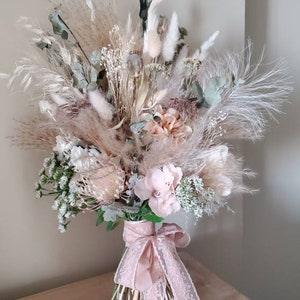 Amazing bridal bouquet with Pampas grass, dry eucaliptus, bunny tales, silk roses and other preserved flowers