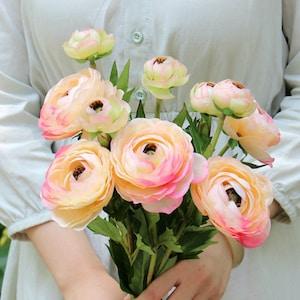Artificial Buttercup Stem and Leaf, Fake Ranunculus with Bud, Home Faux Flower Decor, Wedding Party Floral Arrangement, Bouquet DIY Material