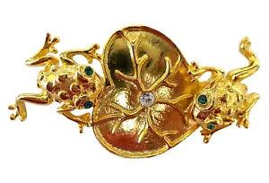 Vint~2~GOLD FROGS~Green~JEWELED~Eyes~LILY PAD~Figural~TEXTURED~Brooch~HAT~Pin~EC