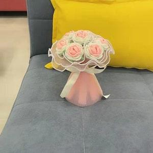 Crochet Rose, Handmade knitted Flower, Knitted Rose, Rose Bouquet,Set of 7, Crocheted Flower, bride holding flowers, Valentine's Gift, Gift