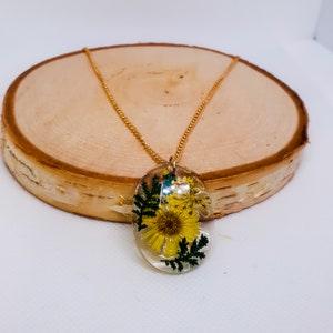 Simple Sunflower Foliage Necklace