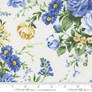 Summer Breeze Rose Bouquet Large Floral in White by Moda Fabrics 44 in wide 100% Cotton Quilting Fabric MD-33680-11