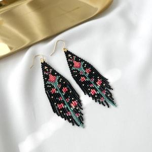 Boho beaded fringe earrings, flower seed bead earrings, beaded earrings black miyuki beads, long fringe earrings