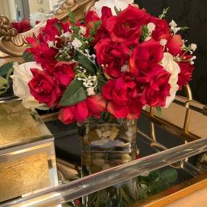 Red and White Floral Arrangement in Acrylic Water, Rose Centerpiece for Table, Table Display in Clear Glass Vase. Realistic Flower Bouquet