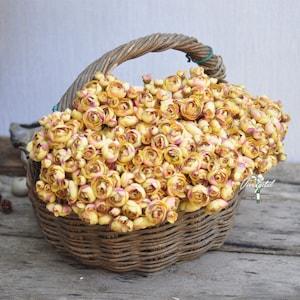 Vintage Yellow One Bundle Artificial Silk Mini Ranunculus Artificial 6 Stems Silk Ranunculus Buds for wedding home decor