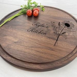 Personalized Circular Cutting Board, Engraved Round Cutting Board, Mothers Day Gift, Kitchen D??cor, Sun Flower Board, Mom's Kitchen, 156