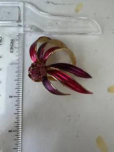 Vintage Weiss Purple & Pink Rhinestone & Enamel Lily Brooch