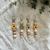 Neutral keychain | flowers | cactus | neutral tones | keychain | bag clip
