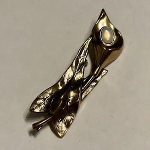 Vintage Calla Lily Flower and Leaf Opalite Stone Insert Gold Toned Brooch Pin