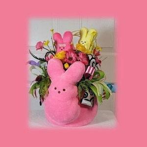 Easter Bunny Spring Centerpiece D¡§?cor, Spring Floral Arrangement, Bunny D¡§?cor Centerpiece, Pink Bunny Basket Centerpiece