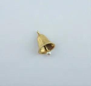 14K Yellow Gold Calla Lily Pendant with Pearl