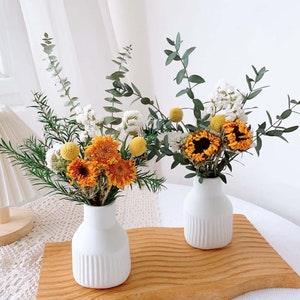 dried sunflower bouquet for vase??small bouquet with creamic vase??dried flowers arrangement??home decoration??wedding centerpiece